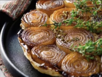 Tarte tatin oignons vinaigre de figues 