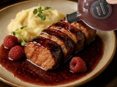 Filet mignon laqué au vinaigre de framboise 